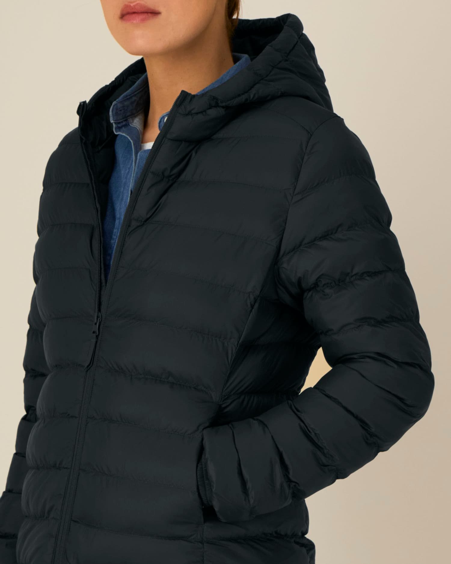 Stella Voyager 2.0 — Black